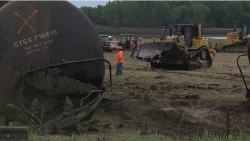Oil Soaked Soil From Iowa’s Largest Train Derailment Being Disposed of in Dickinson County